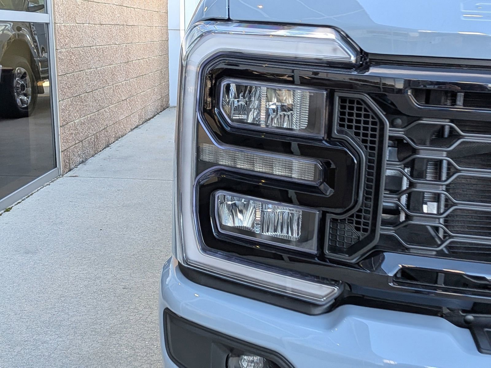 New 2026 Ford F350 Lariat w/ Black Appearance Package image 10