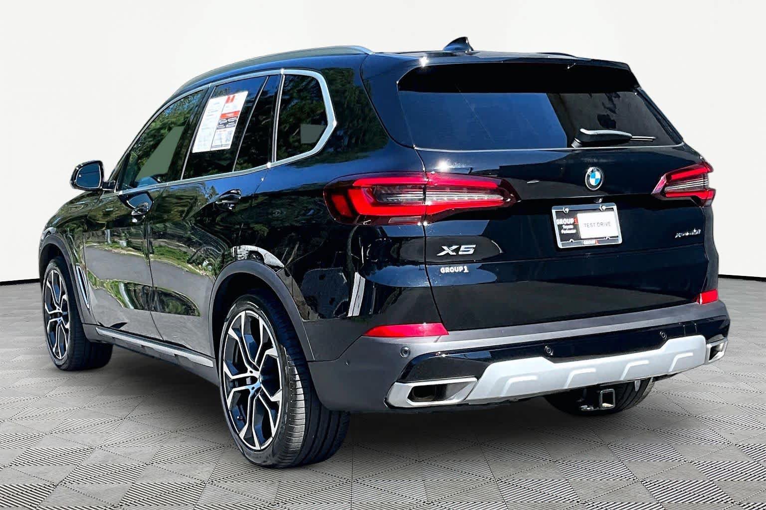 Used 2023 BMW X5 xDrive40i w/ Luxury Seating Package AWD/4WD image 12