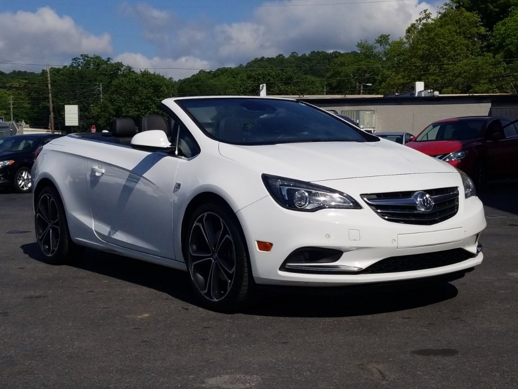 Used 2016 Buick Cascada Premium image 1