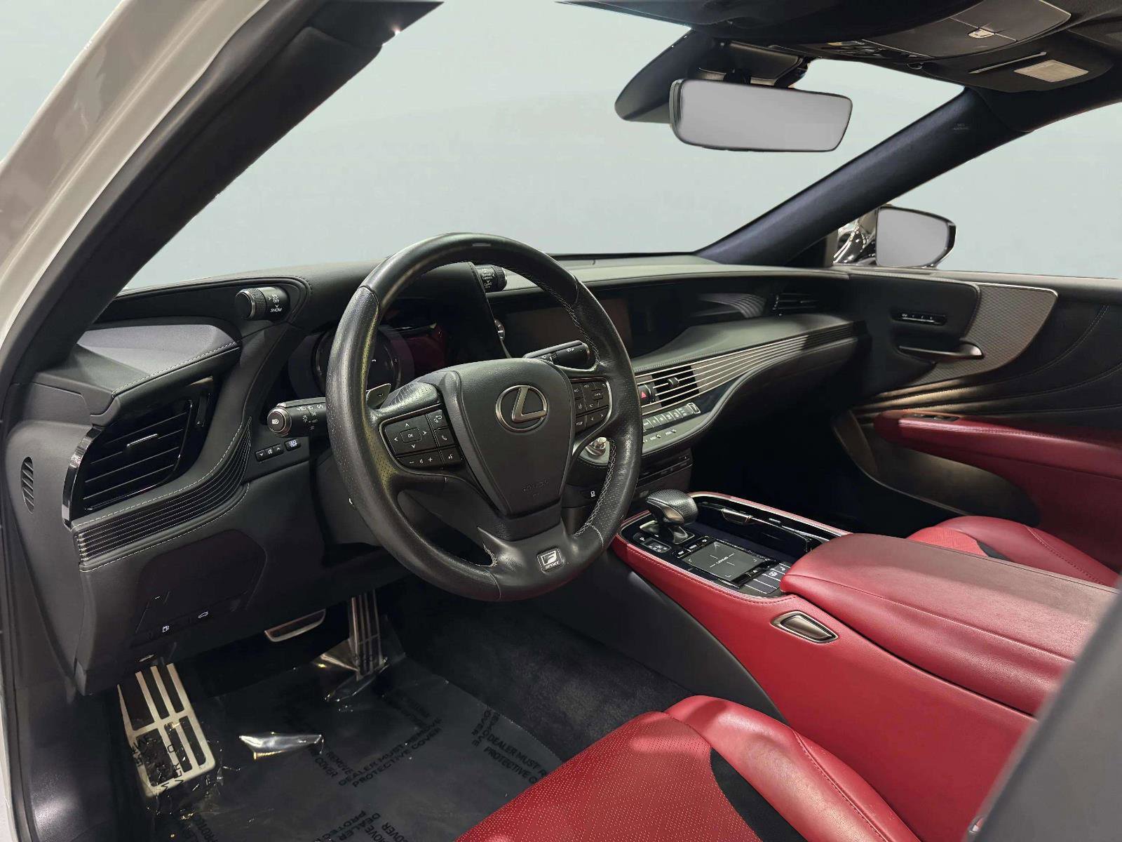 Used 2018 Lexus LS 500 F Sport w/ Accessory Package (Z2) RWD image 28