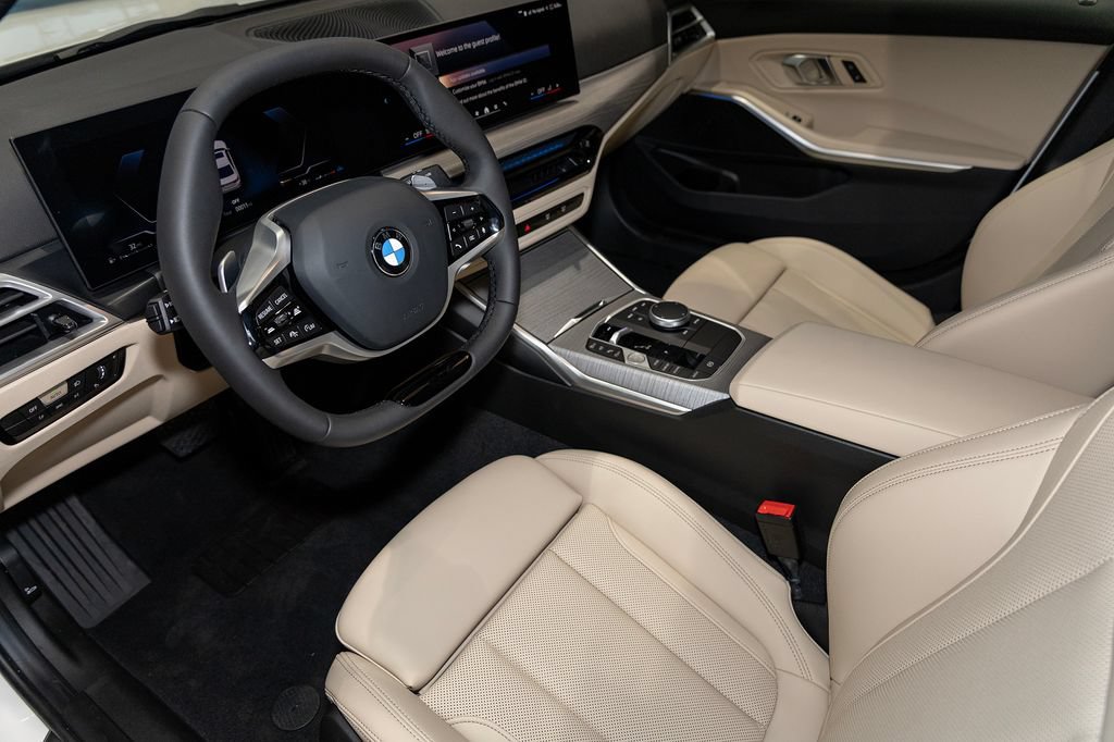 Used 2026 BMW 330i xDrive Sedan w/ Convenience Package AWD/4WD image 15