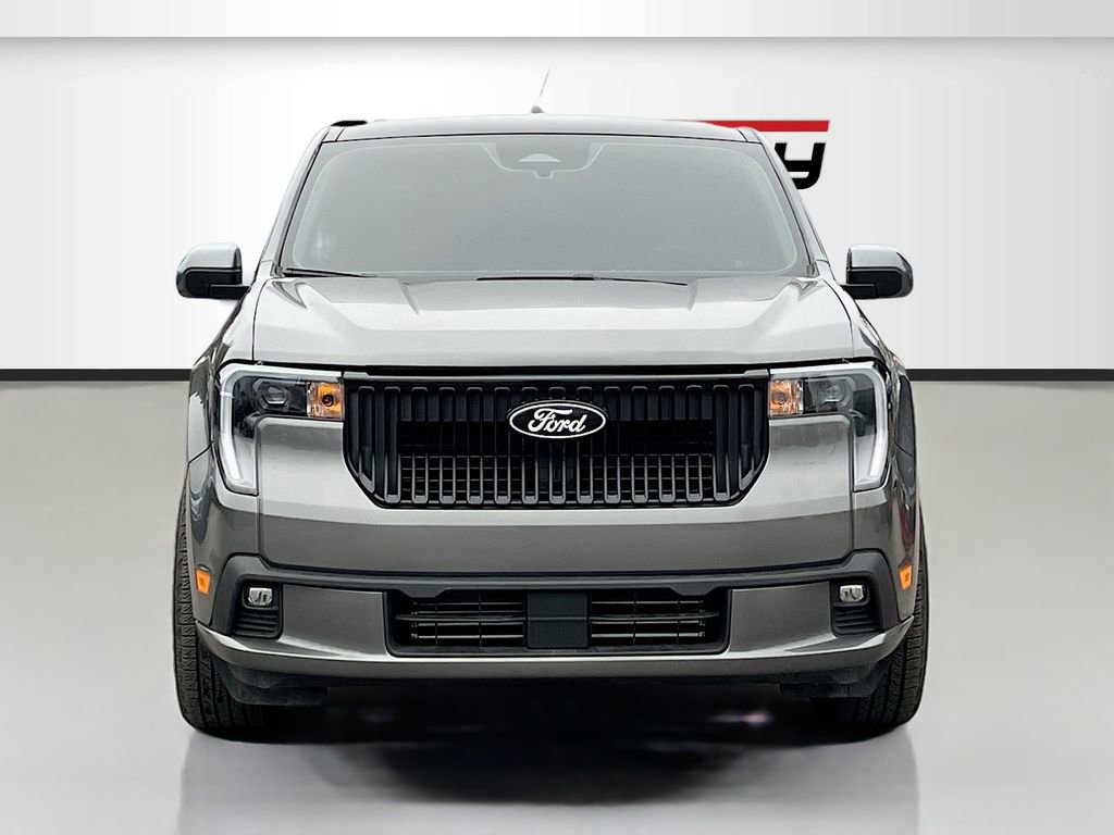 Used 2025 Ford Maverick Lobo image 2