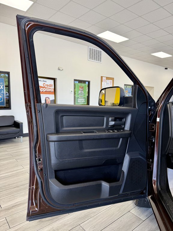 Used 2015 RAM 1500 Tradesman w/ Popular Equipment Group AWD/4WD image 15