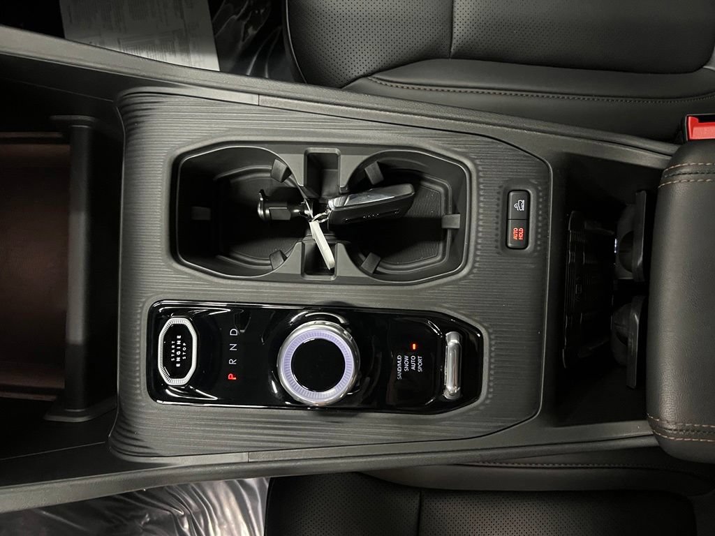 Used 2026 Jeep Cherokee Limited AWD/4WD image 24