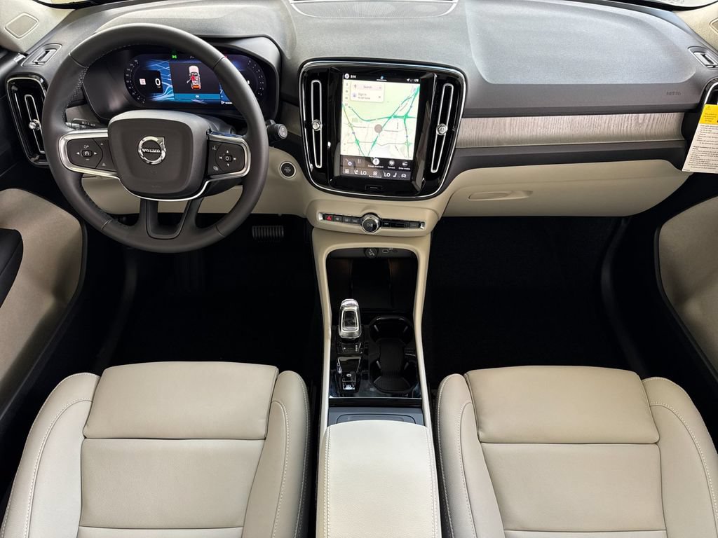 New 2026 Volvo XC40 B5 Plus w/ Protection Package Premier AWD/4WD image 12