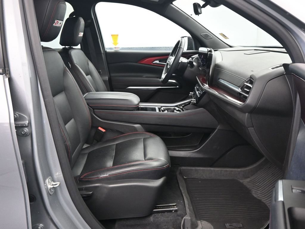 Certified 2024 Chevrolet Traverse Z71 w/ Enhanced Driving Package image 13