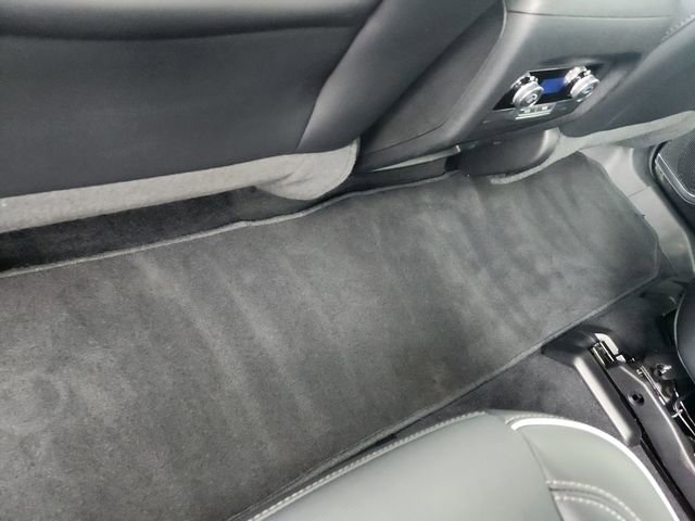 Used 2025 Buick Enclave Preferred image 7