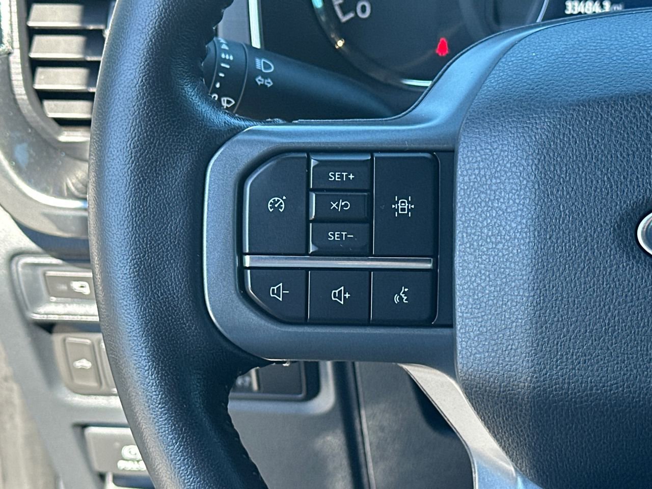 Certified 2022 Ford F150 XLT w/ Equipment Group 302A High image 26