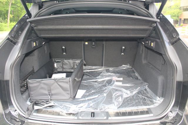 New 2026 Jaguar F-PACE R-Dynamic S image 12