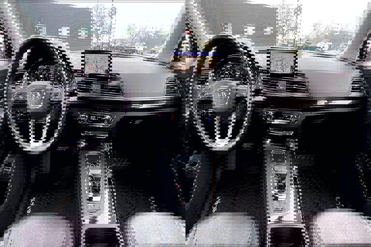 Used 2020 Audi Q5 e Premium Plus w/ Premium Plus Package image 18