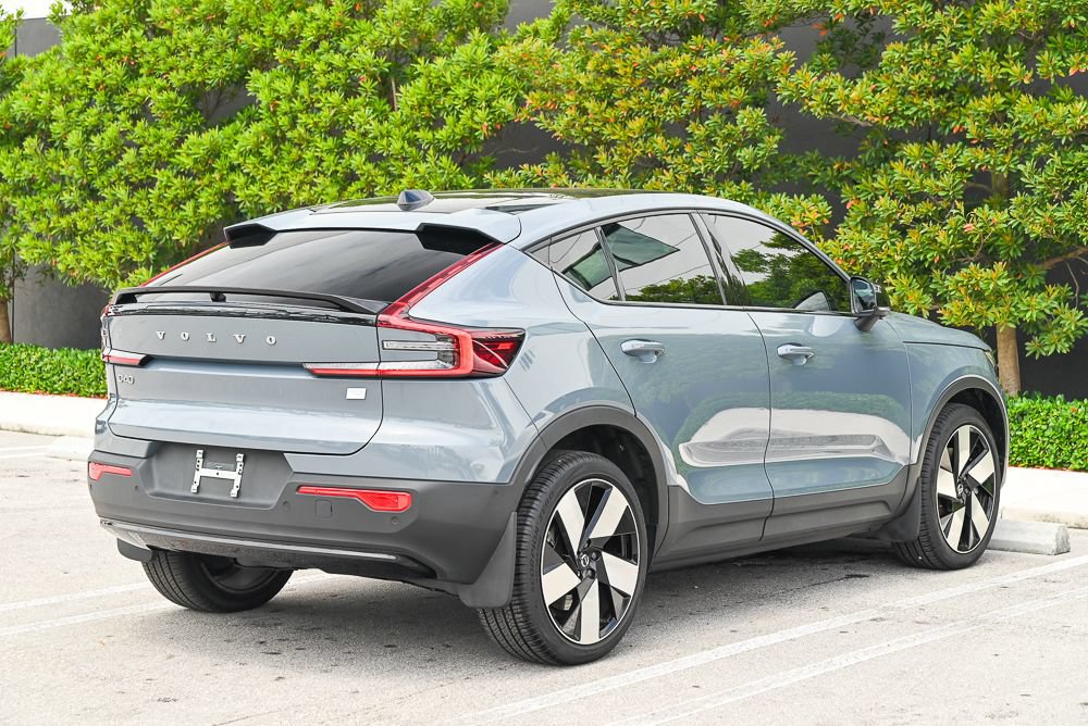 Used 2023 Volvo C40 P8 Recharge Ultimate AWD/4WD image 4
