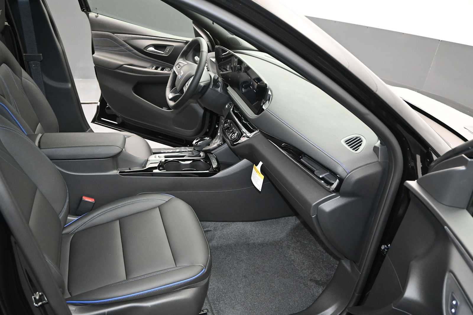 New 2026 Buick Envista Sport Touring w/ Convenience I Package FWD image 24