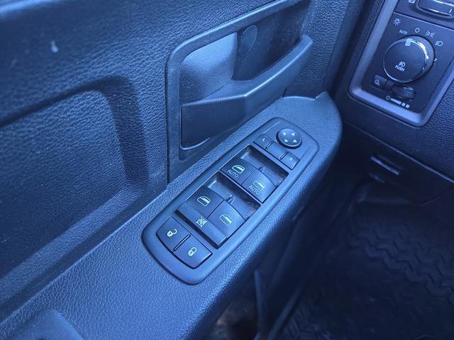Used 2013 RAM 1500 Express image 24