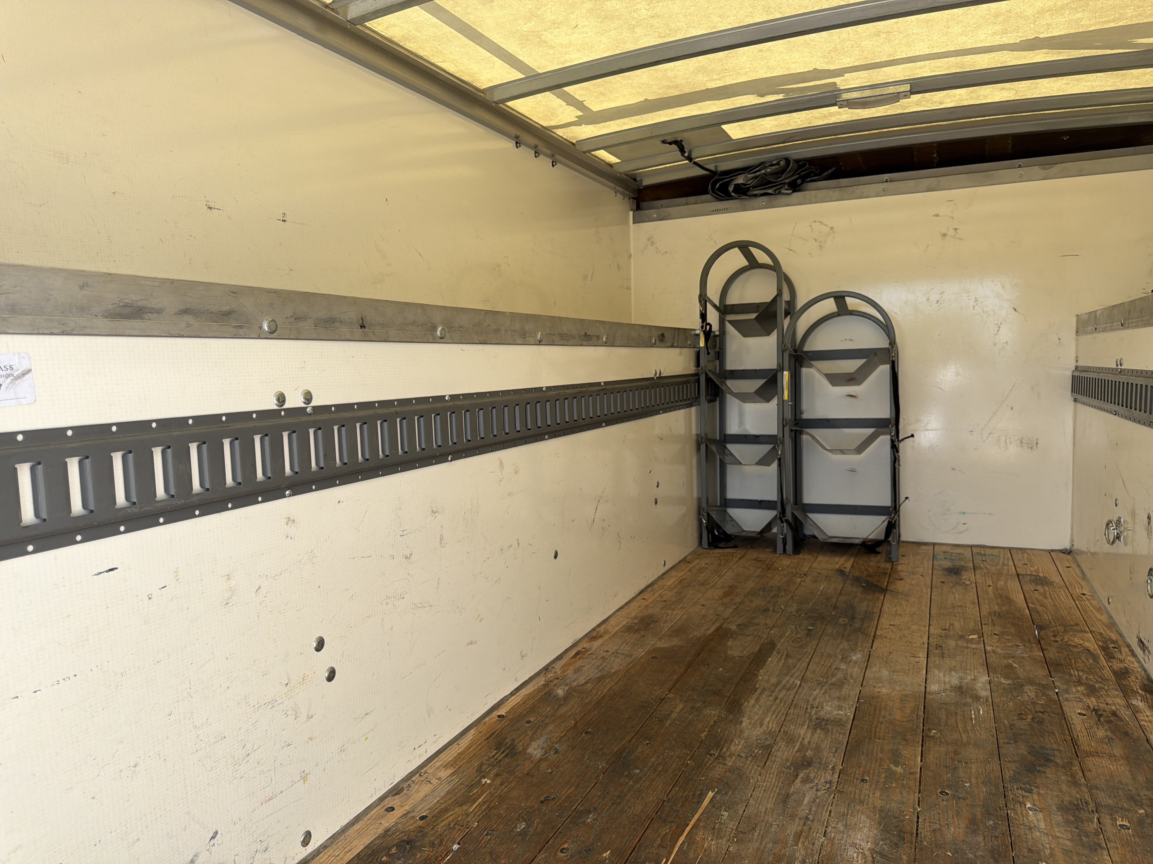 Used 2020 Chevrolet Express 3500 w/ Power Convenience Package RWD image 27