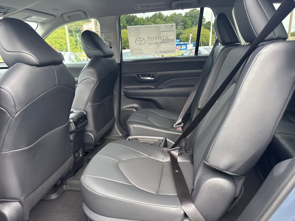New 2026 Toyota Grand Highlander XLE image 19