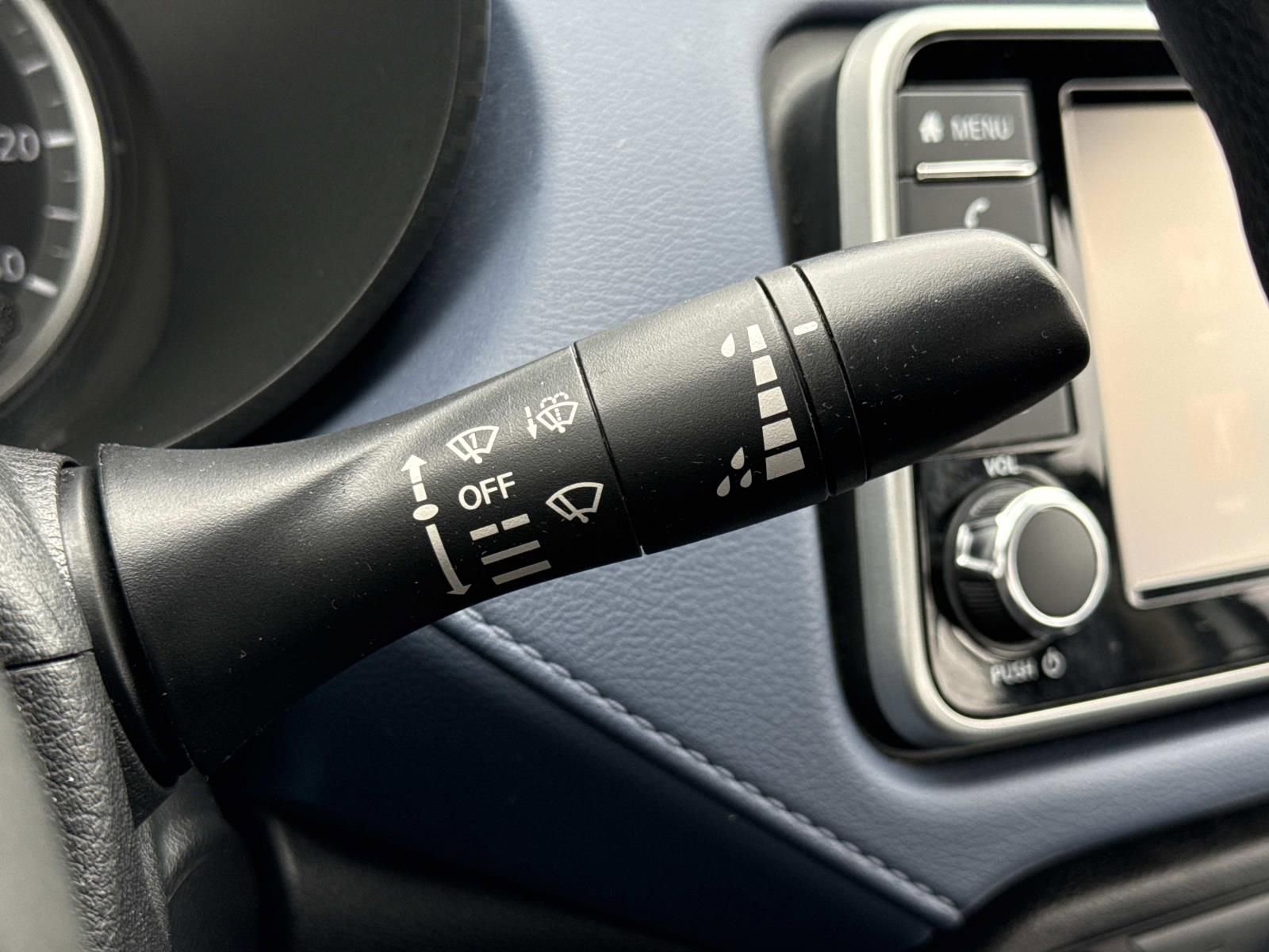 Used 2023 Nissan Versa SV image 16