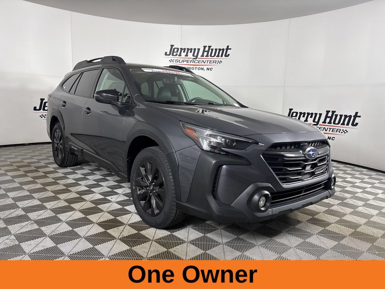 Used 2025 Subaru Outback Onyx Edition AWD/4WD image 4