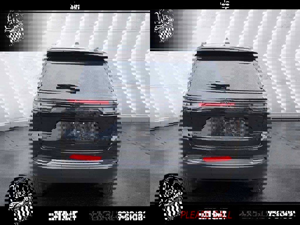 New 2026 Jeep Grand Cherokee Altitude image 5