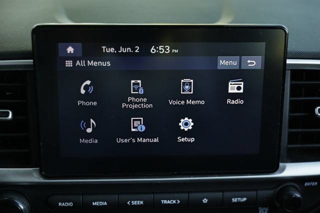 Used 2025 Hyundai Venue SEL FWD image 37