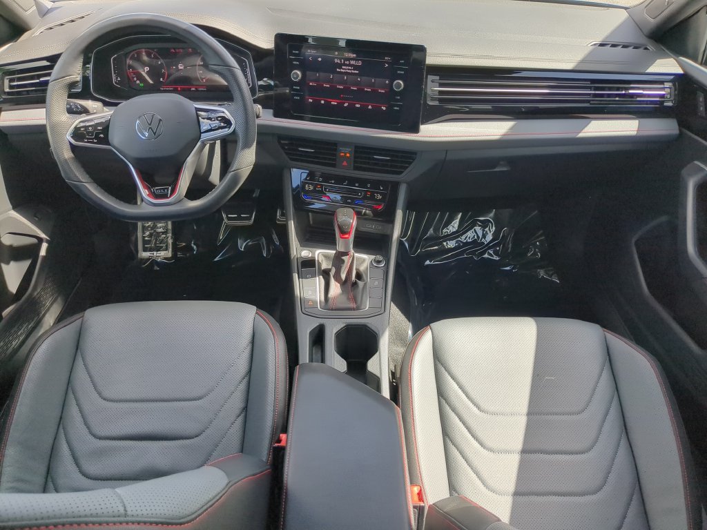 Certified 2025 Volkswagen Jetta GLI Autobahn FWD image 12