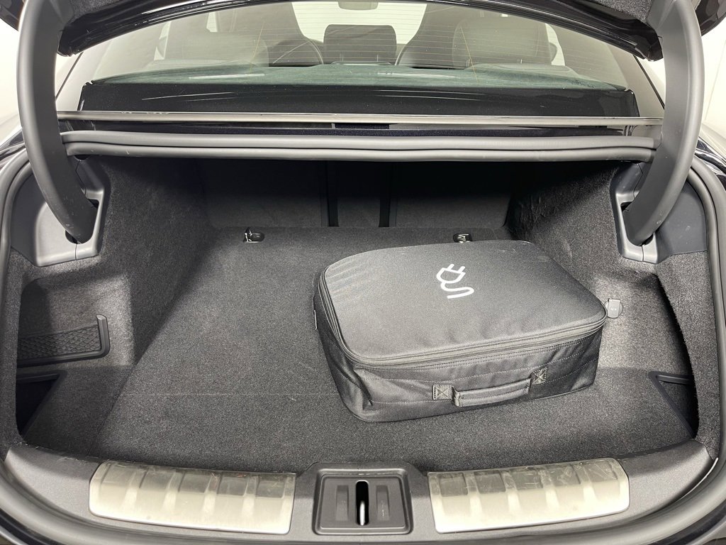 Certified 2024 Porsche Taycan Turbo image 18