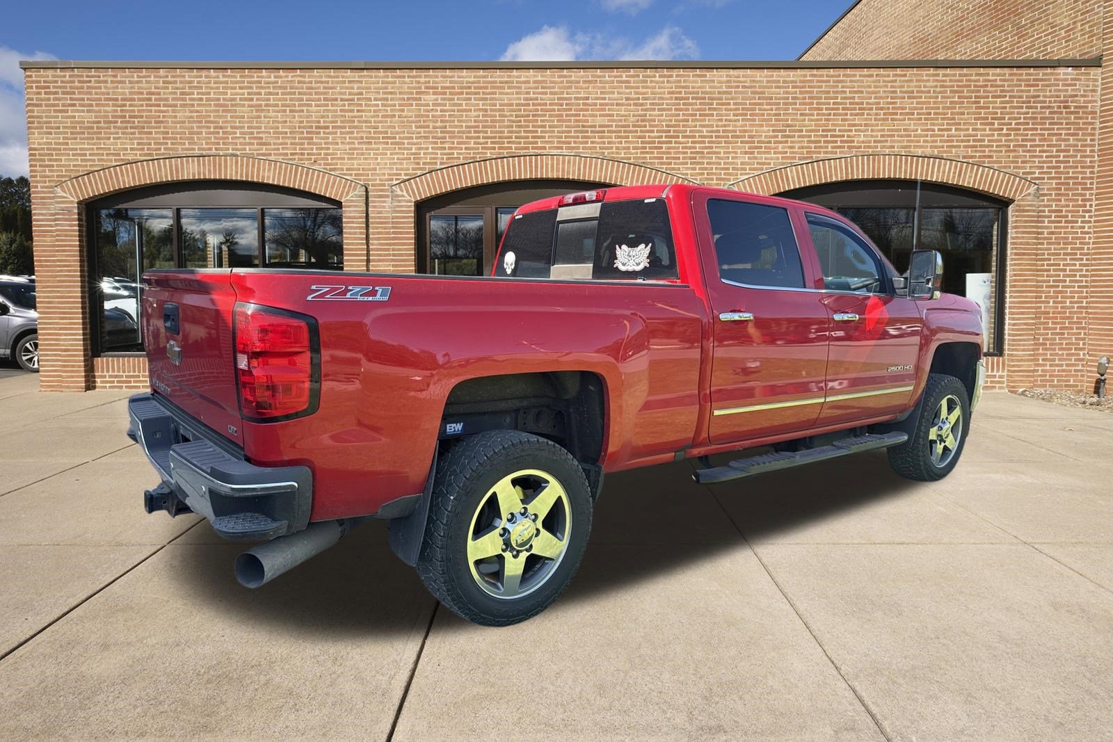 Used 2016 Chevrolet Silverado 2500 LTZ w/ Duramax Plus Package AWD/4WD image 3