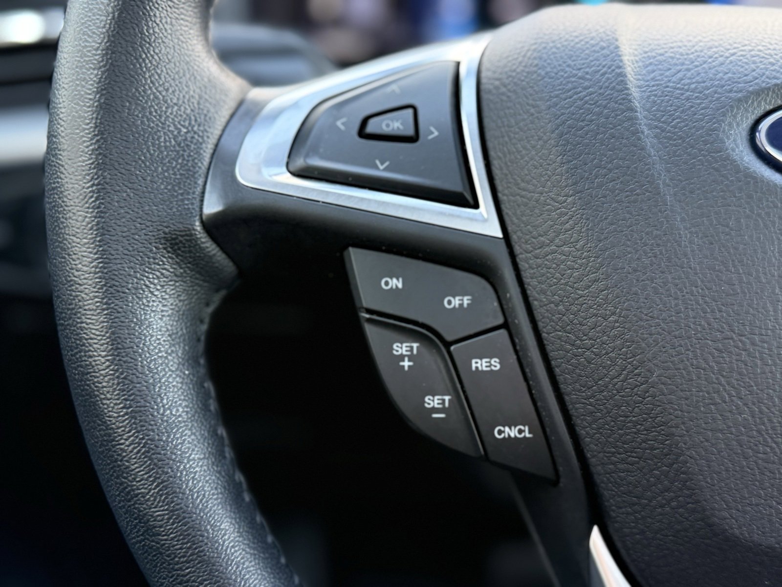 Used 2024 Ford Edge SEL w/ Convenience Package image 23