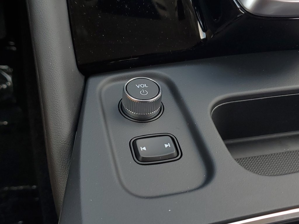 New 2026 Acura MDX w/ Technology Package FWD image 28