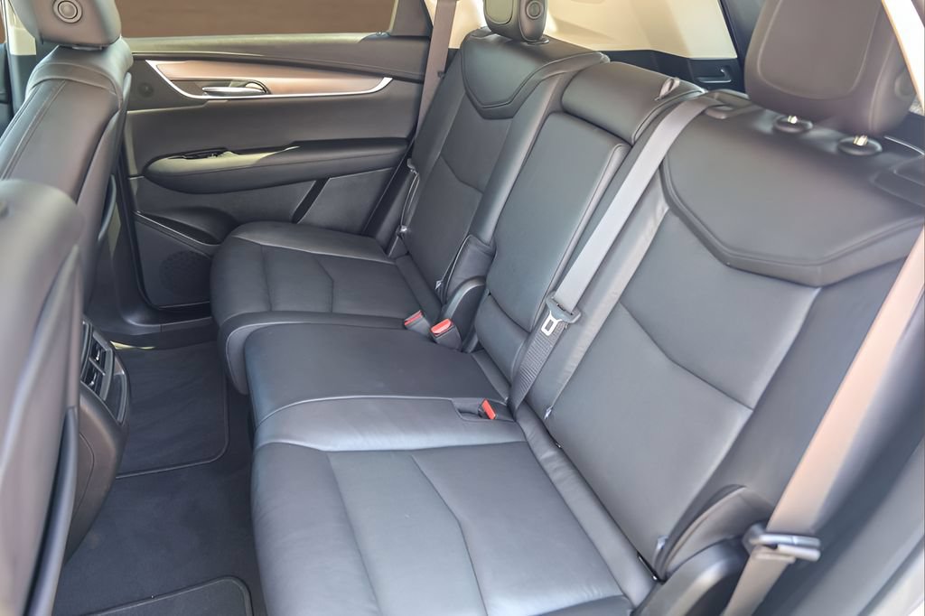 Used 2019 Cadillac XT5 Luxury FWD image 21