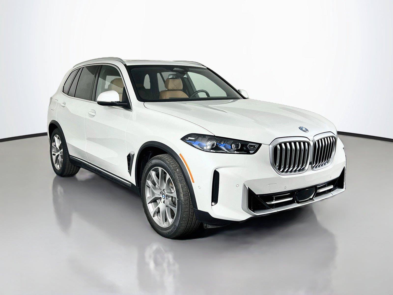 New 2026 BMW X5 xDrive50e w/ Climate Comfort Package AWD/4WD image 8