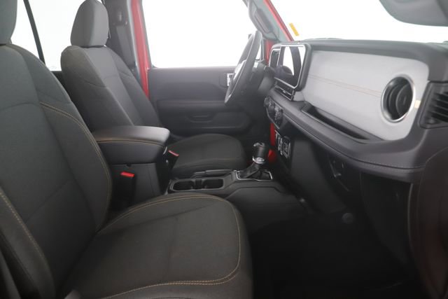 Used 2025 Jeep Wrangler Unlimited Sahara w/ Safety Group image 29