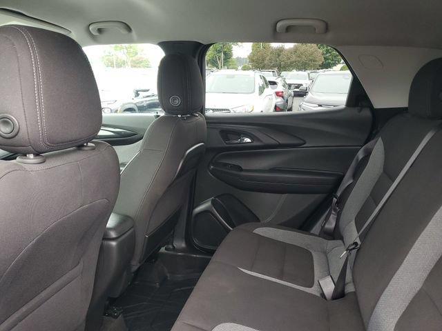 Used 2024 Chevrolet TrailBlazer LT w/ LT Cold Weather Package FWD image 8