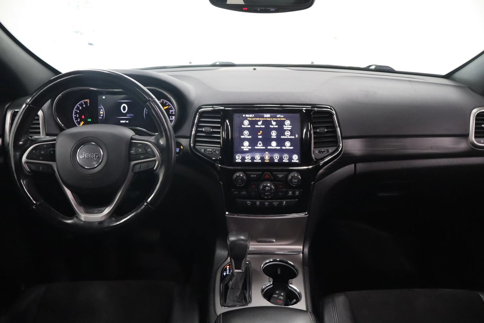 Used 2019 Jeep Grand Cherokee Altitude AWD/4WD image 26