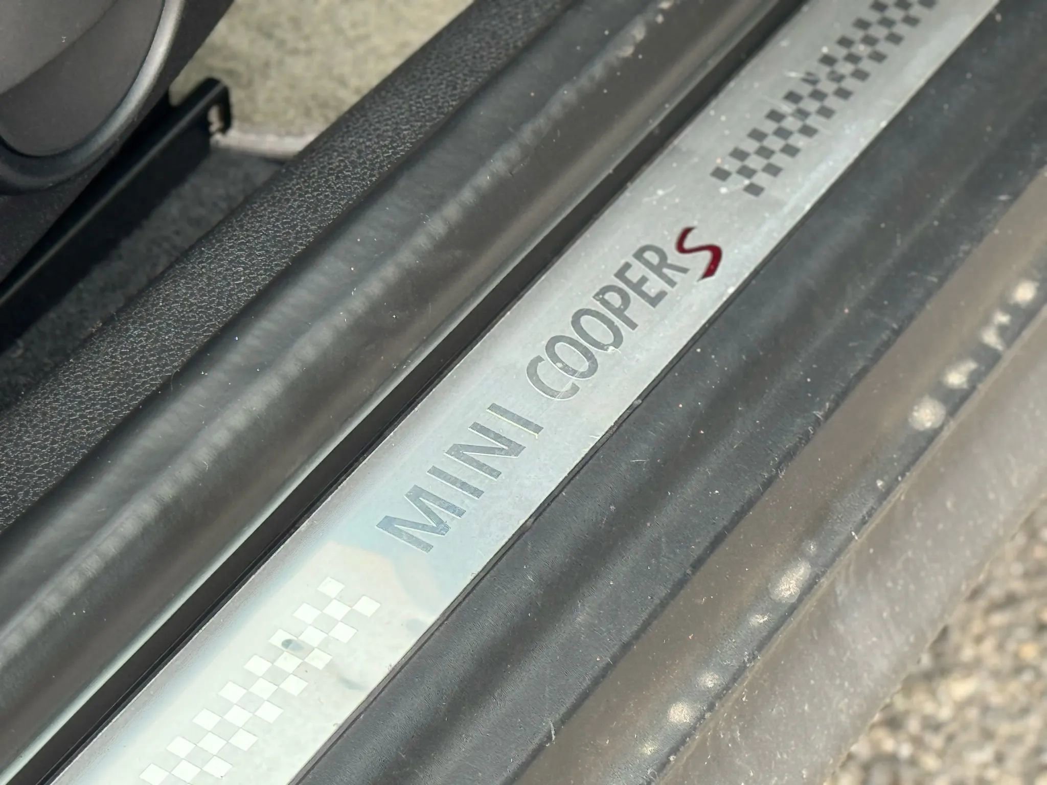 Used 2010 MINI Cooper S image 30