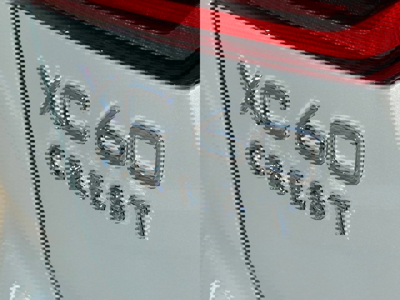 New 2026 Volvo XC60 B5 Core w/ Protection Package Premier image 9