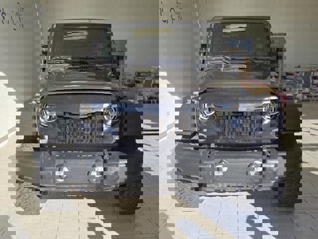 Used 2018 Jeep Wrangler Unlimited Sport S image 2