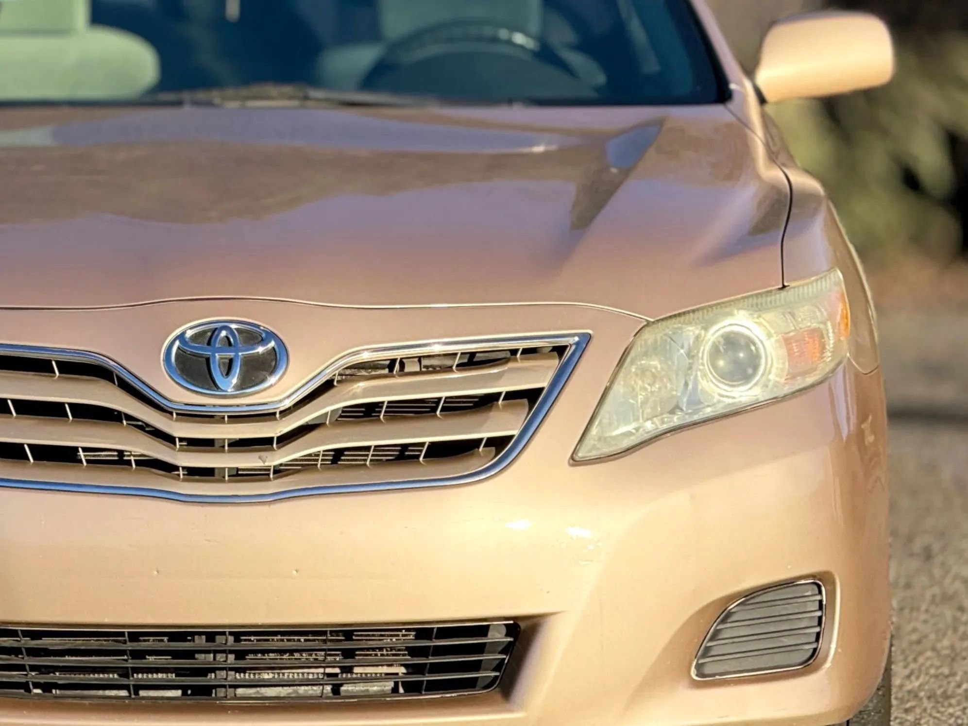 Used 2010 Toyota Camry image 12