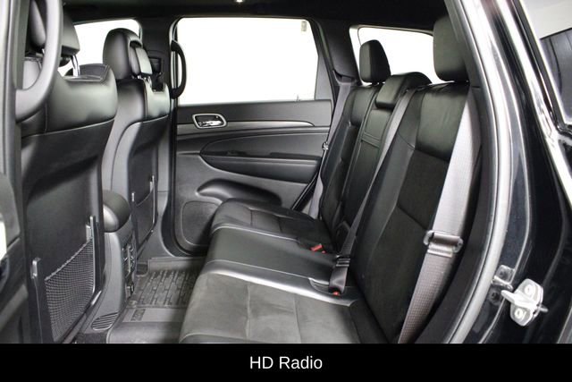 Used 2021 Jeep Grand Cherokee Laredo X AWD/4WD image 13