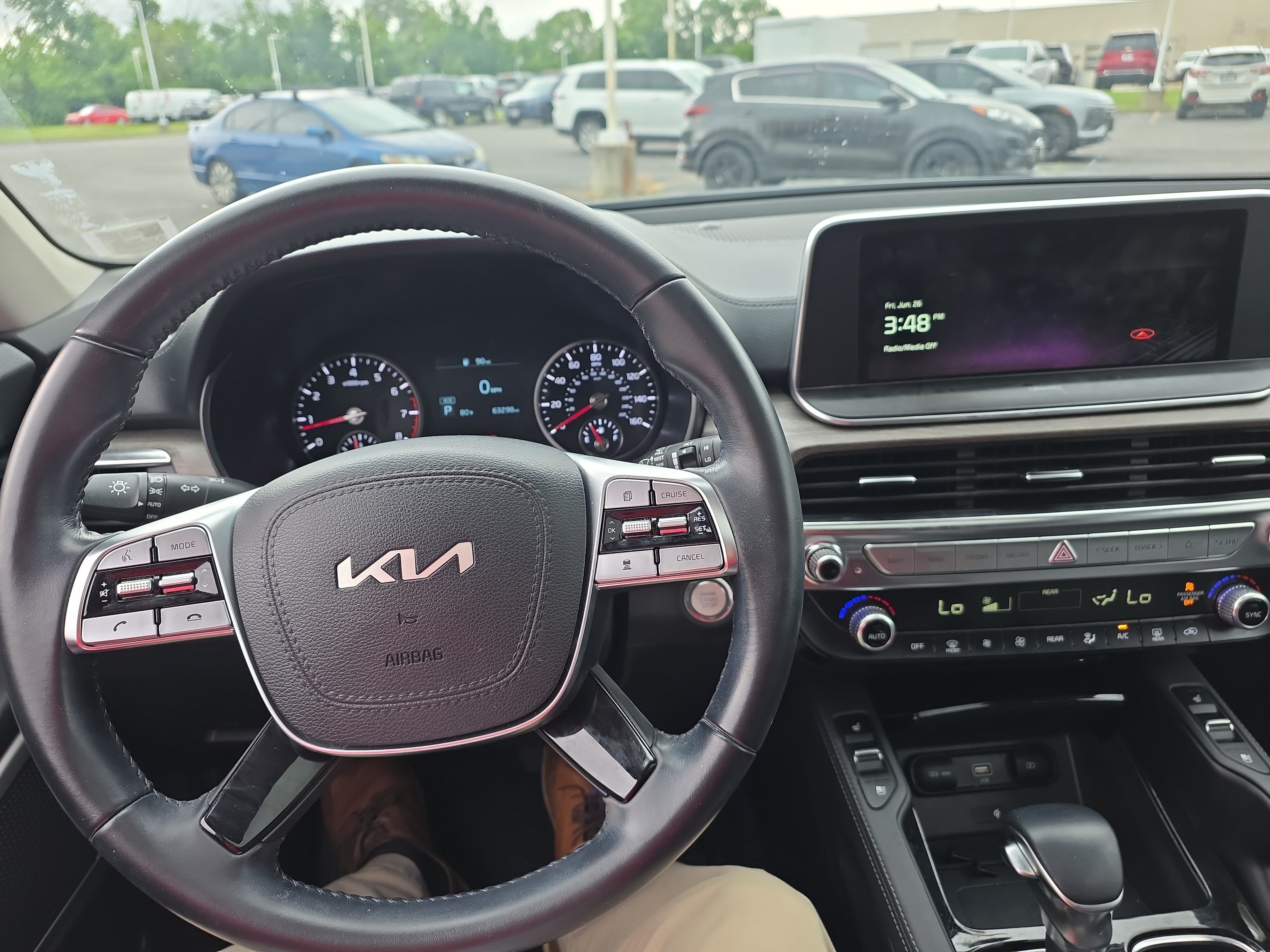 Used 2022 Kia Telluride EX w/ EX Premium Package FWD image 14