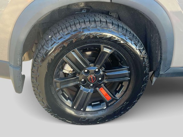 Certified 2026 Nissan Rogue SV AWD/4WD image 10