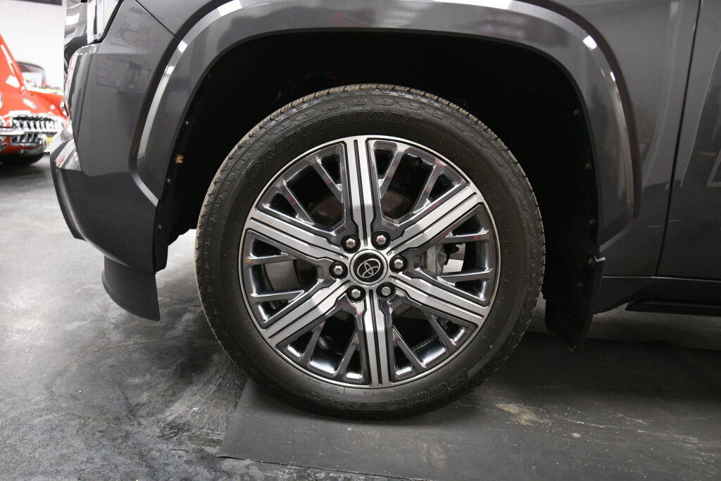 Certified 2024 Toyota Sequoia Capstone image 35