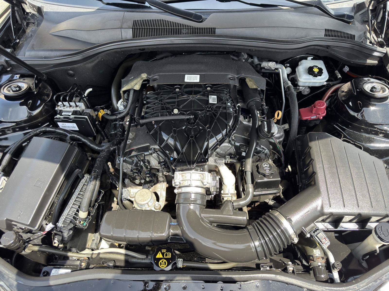 Used 2015 Chevrolet Camaro LS RWD image 27