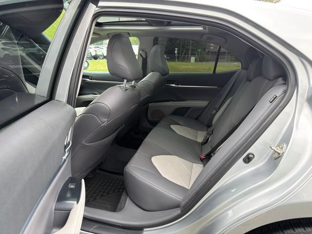 Used 2019 Toyota Camry XLE w/ Driver Assist Package FWD image 16