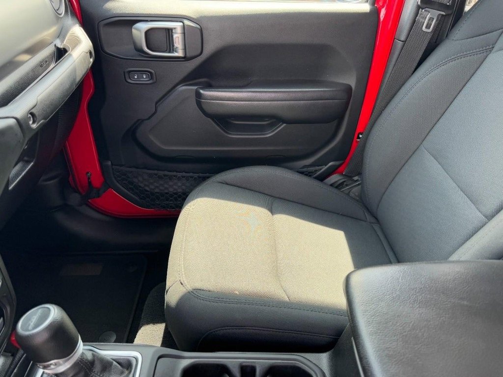 Used 2020 Jeep Gladiator Sport w/ Quick Order Package 24S image 13