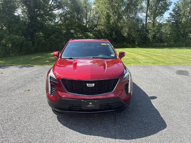Certified 2023 Cadillac XT4 Sport w/ LPO, ONYX Package AWD/4WD image 2