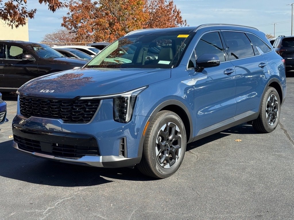 Used 2025 Kia Sorento S w/ Panoramic Sunroof Package image 7