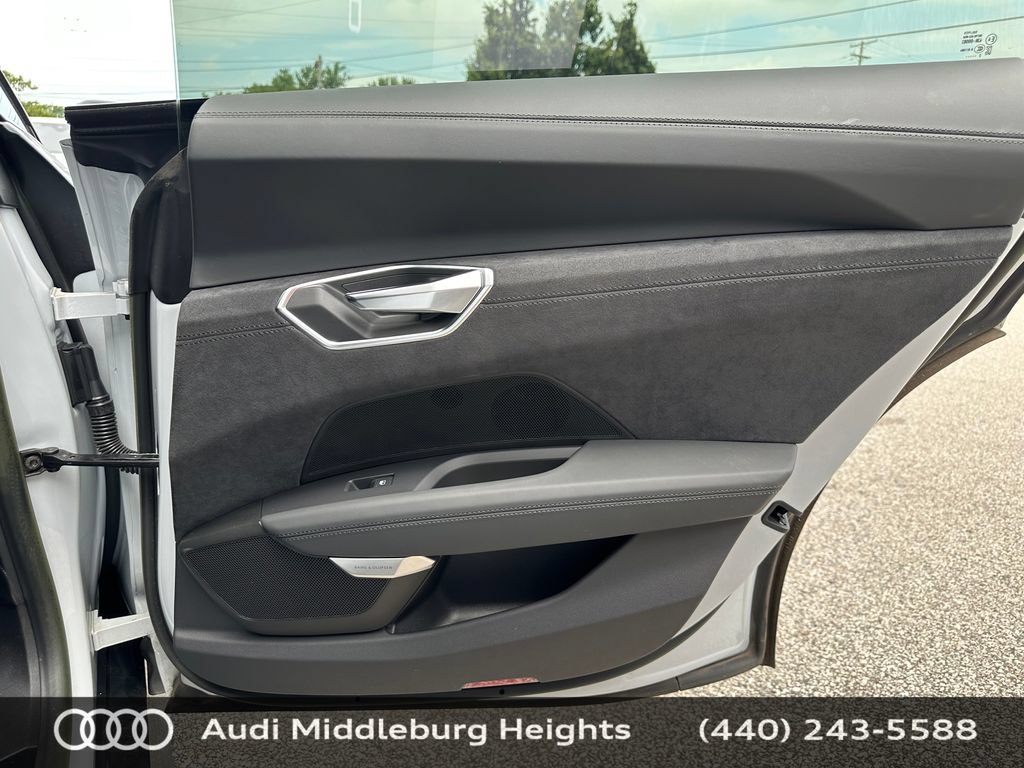 Certified 2023 Audi e-tron GT Premium Plus AWD/4WD image 40