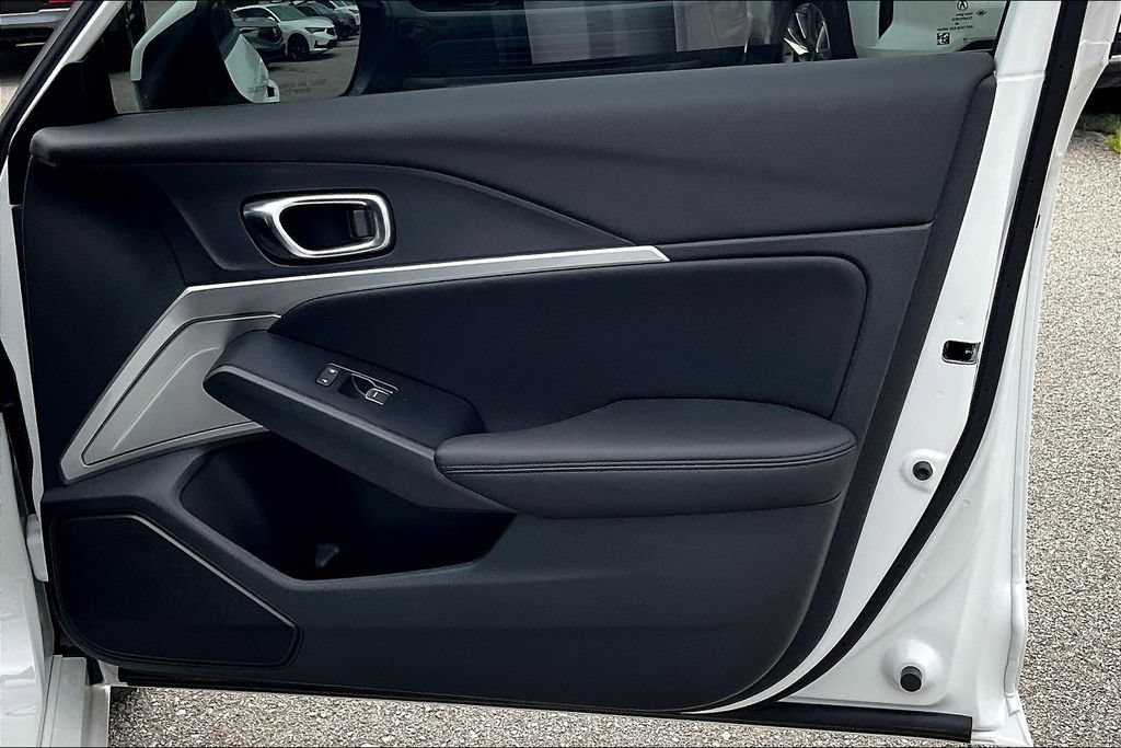 New 2025 Acura Integra FWD image 10