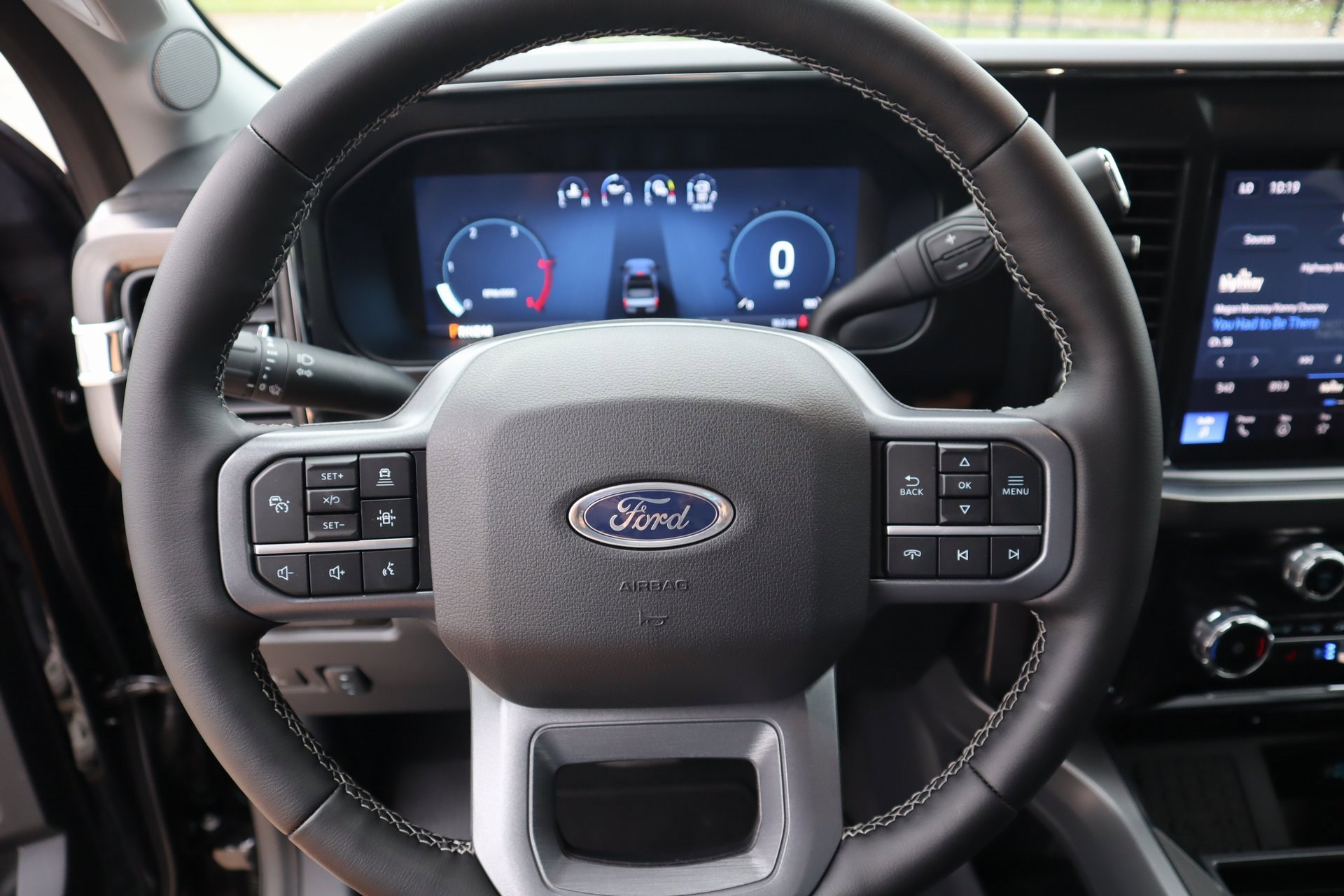 New 2026 Ford F350 Lariat w/ Black Appearance Package image 3