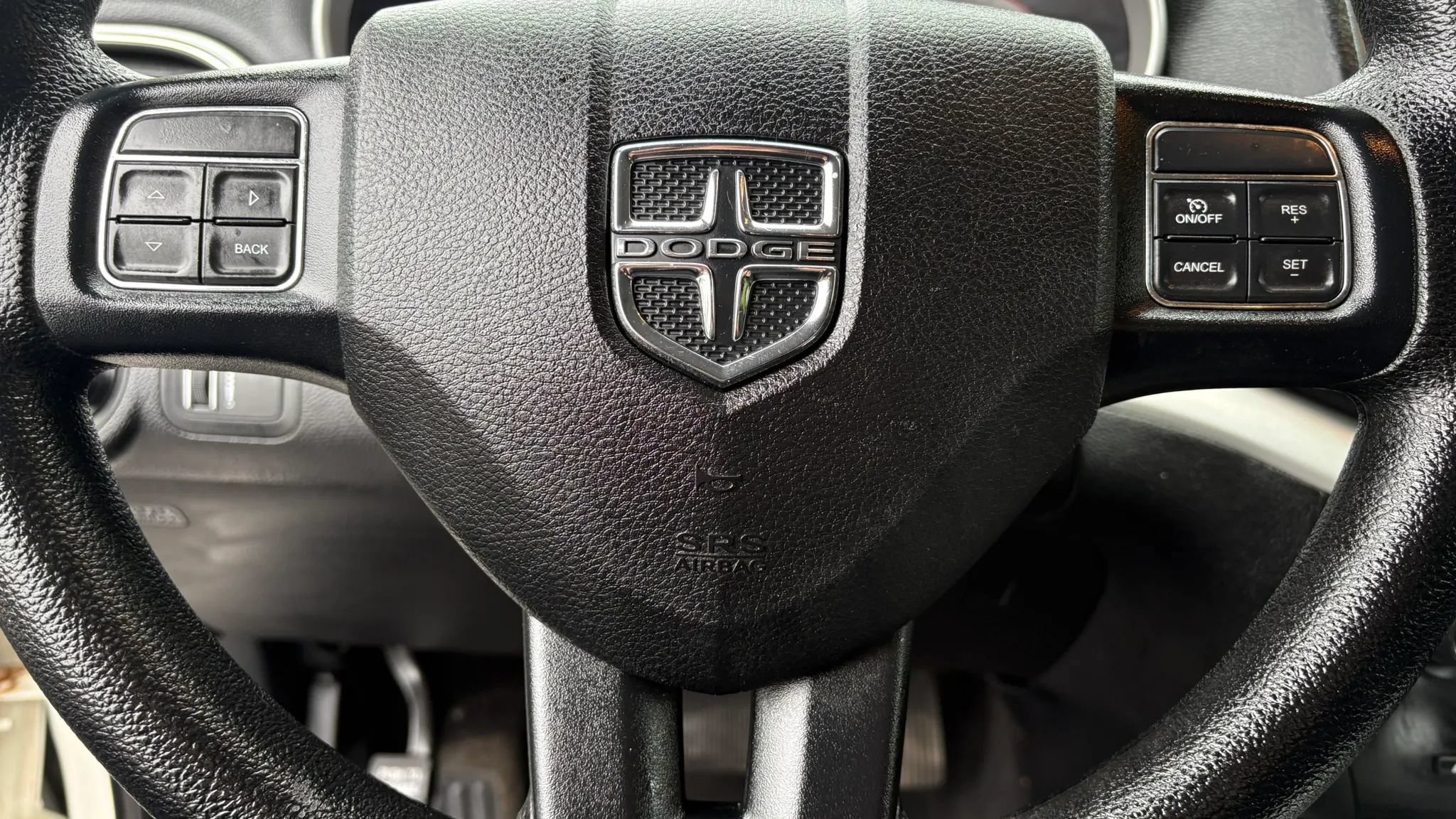 Used 2020 Dodge Journey SE FWD image 17